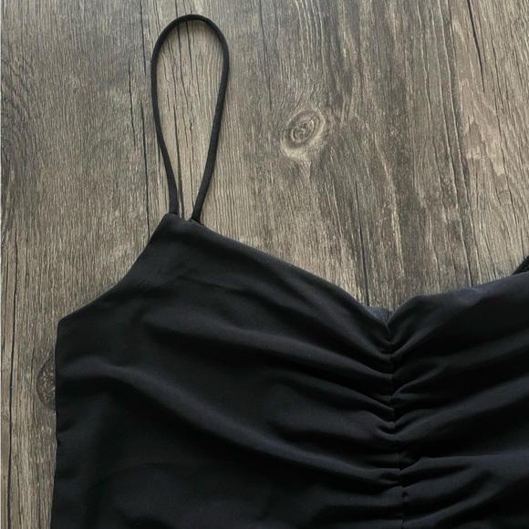 NWOT Zara Black Ruched Spaghetti Strap Cropped Tank Sz M - Picture 2 of 4